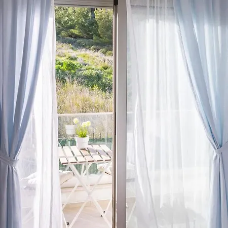 Luxury Seadside Vacation With Privacy *