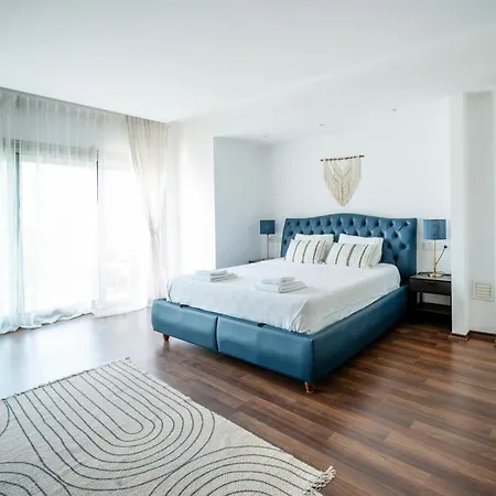 Luxury Seadside Vacation With Privacy Villa